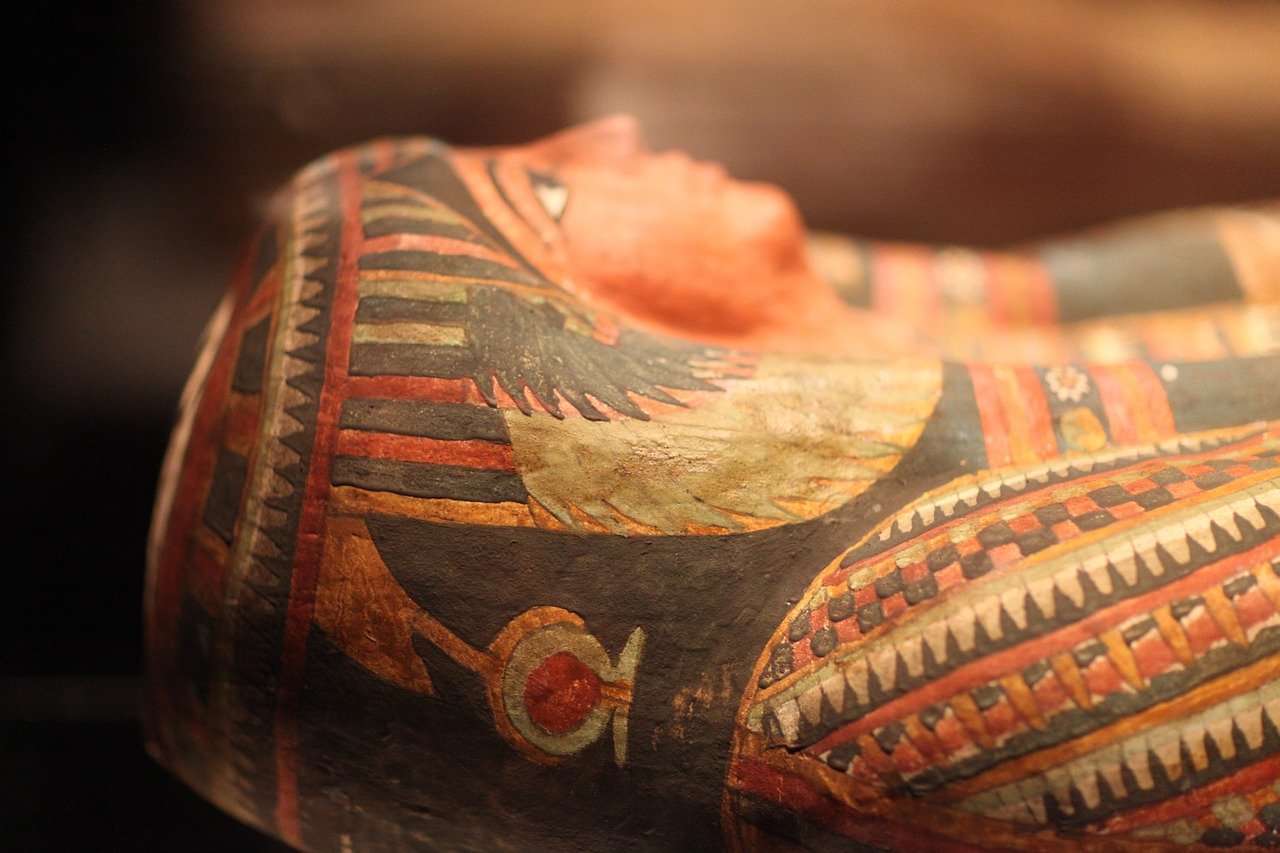 800 year old mummy found in peru