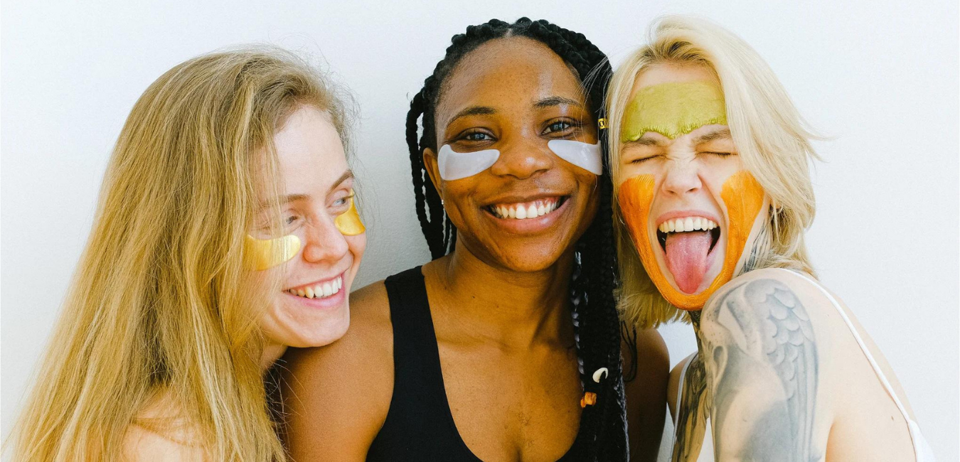 5 Must-Have Face Scrubs For Clear Skin