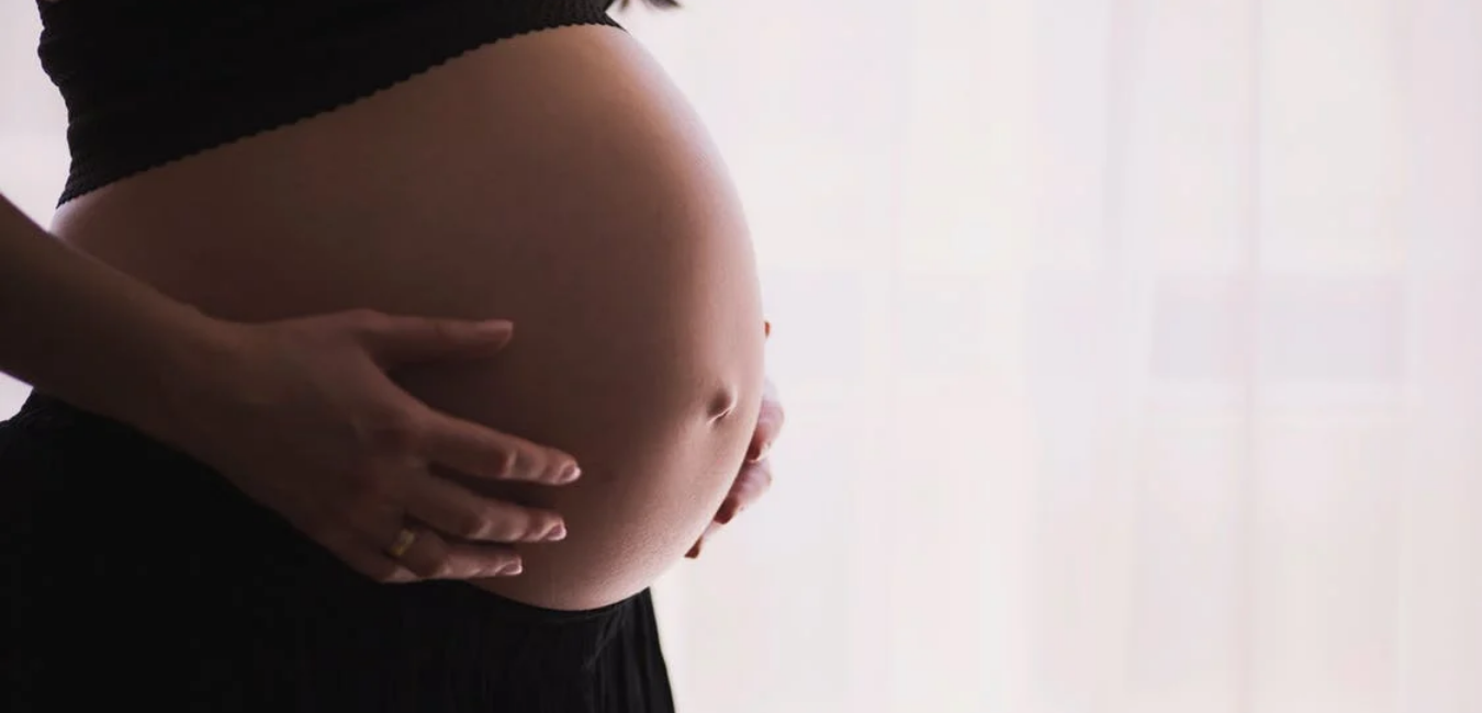 6 bizarre pregnancy related myths