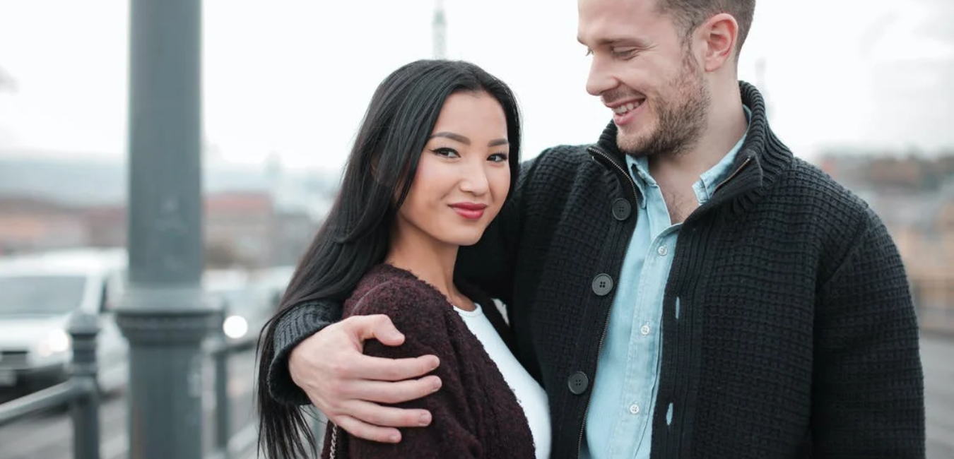 8 subtle signs a guy is interested in you